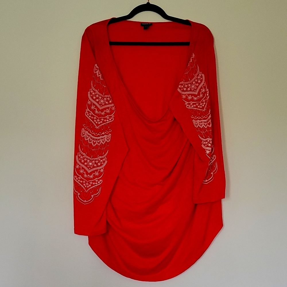 Torrid Off-Shoulder Graphic Sleeve Tee